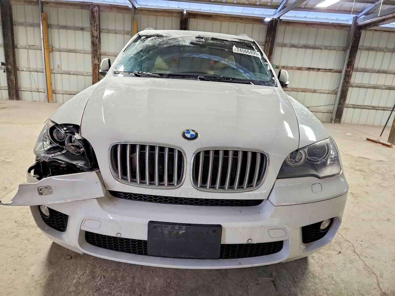 2011 BMW X5 xDrive50I - Фото 5