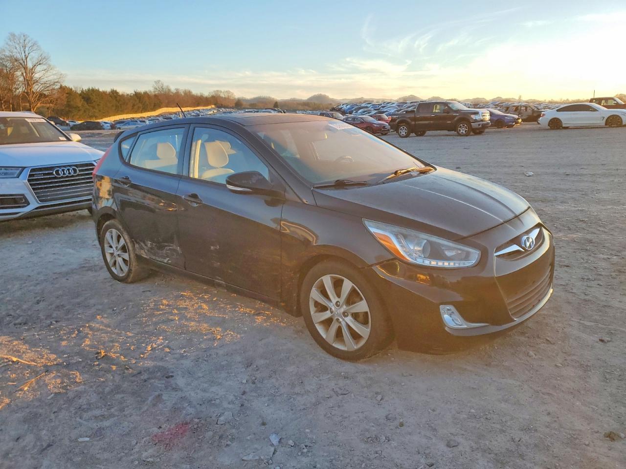 2014 Hyundai Accent Gls - Фото 4