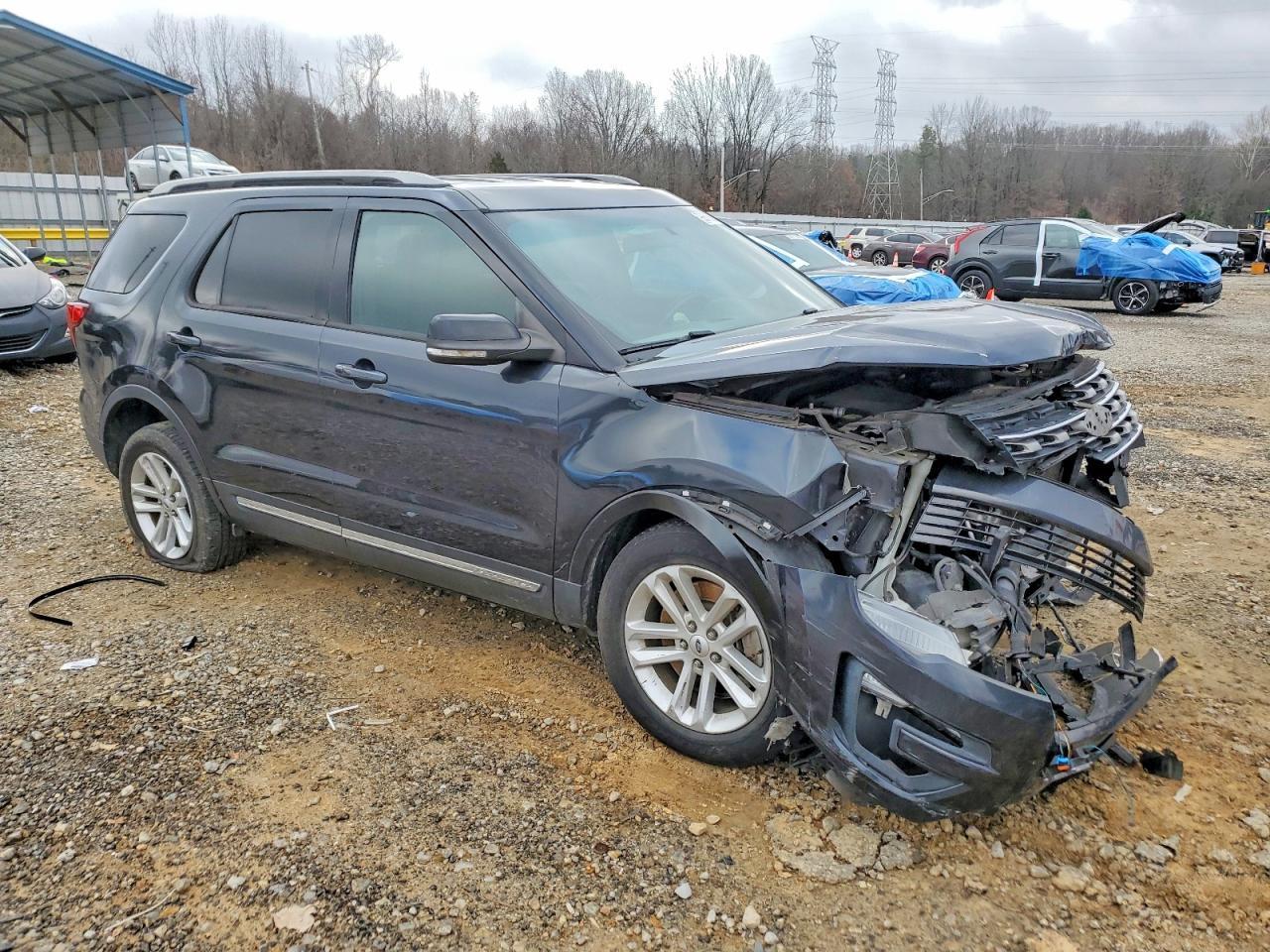 2017 Ford Explorer Xlt - Фото 4
