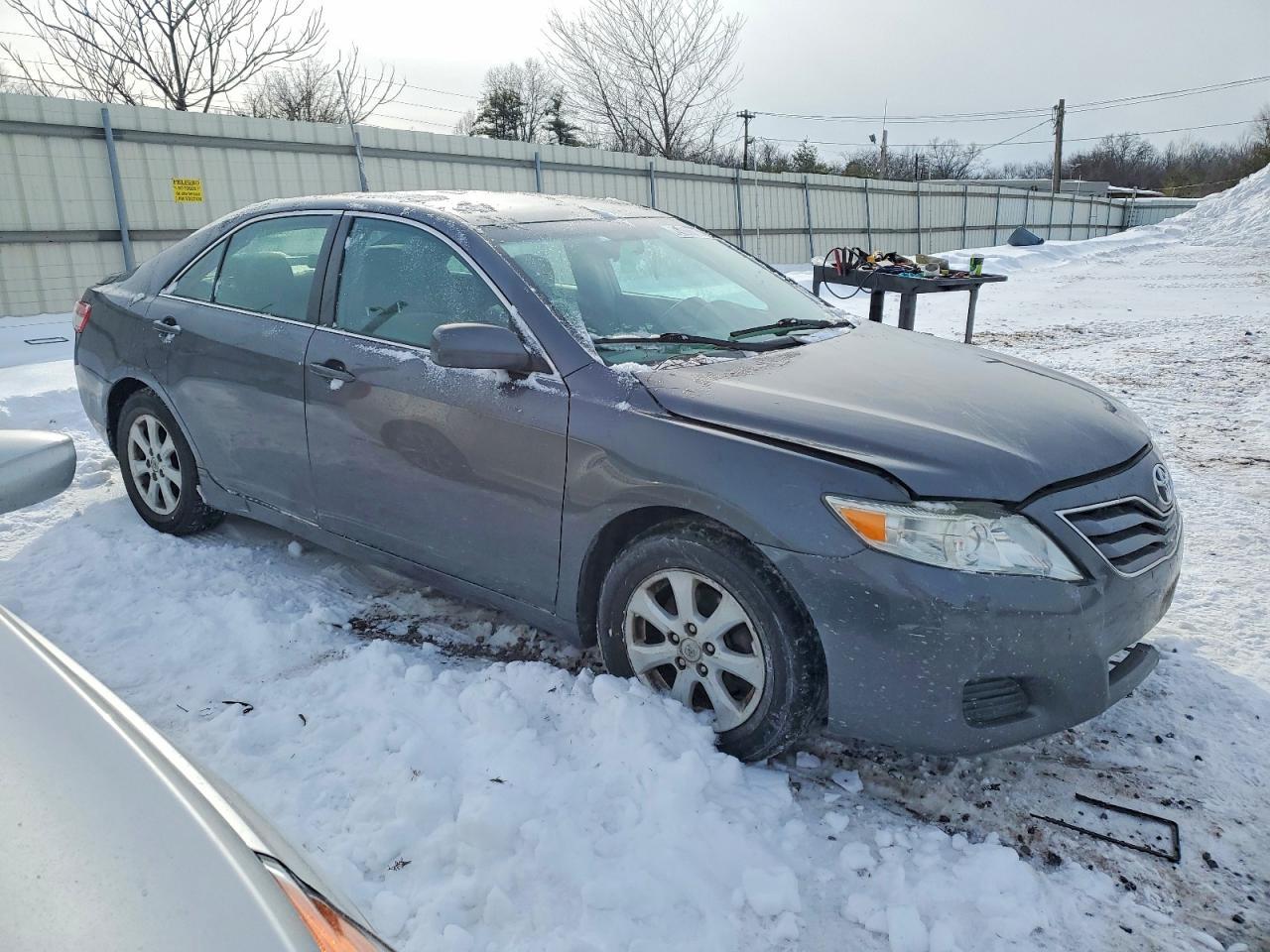 2011 Toyota Camry Base - Image 4