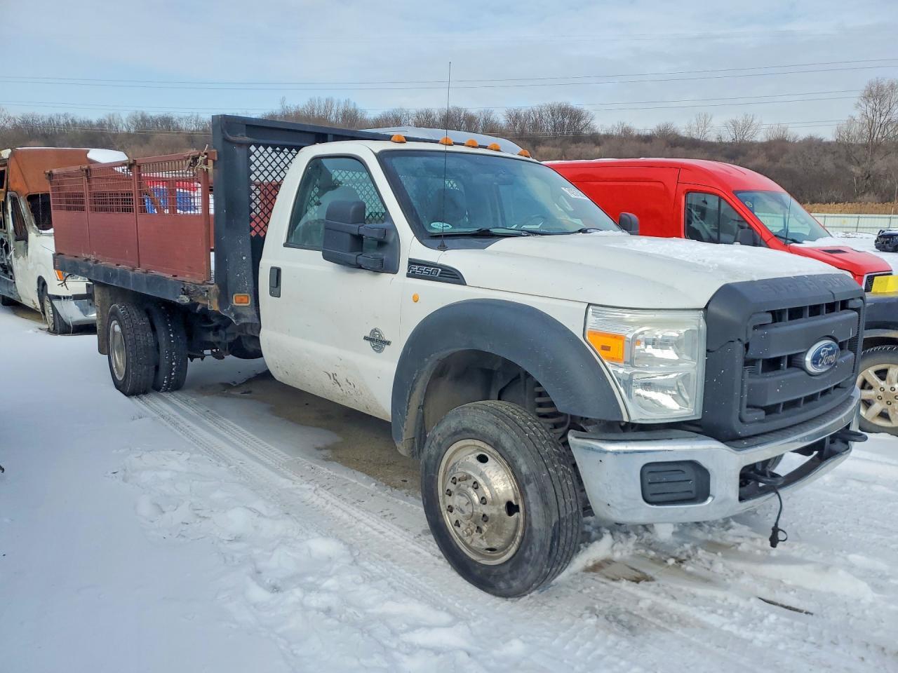 2011 Ford F550 - Фото 4