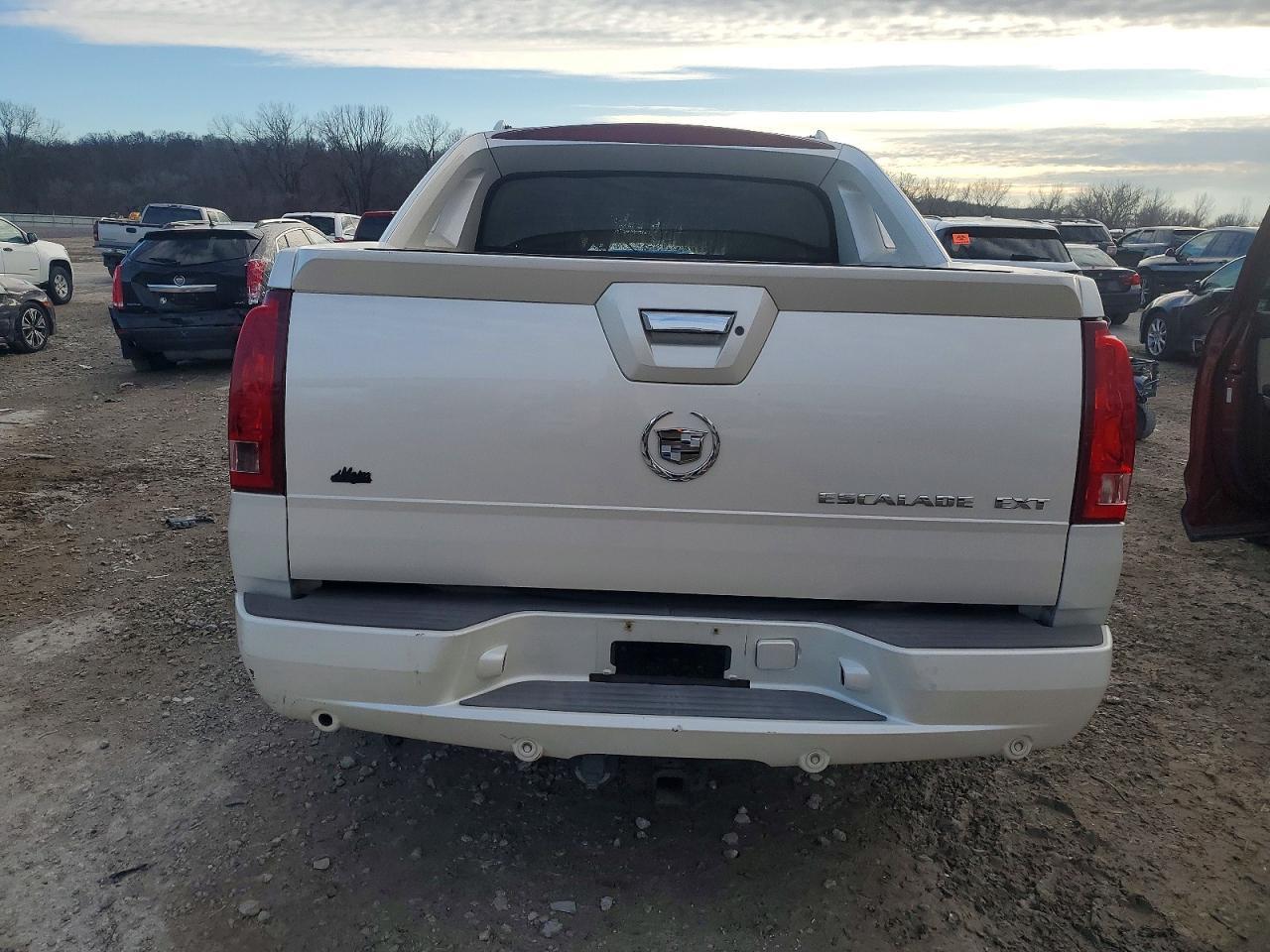 2004 Cadillac Escalade - Фото 6
