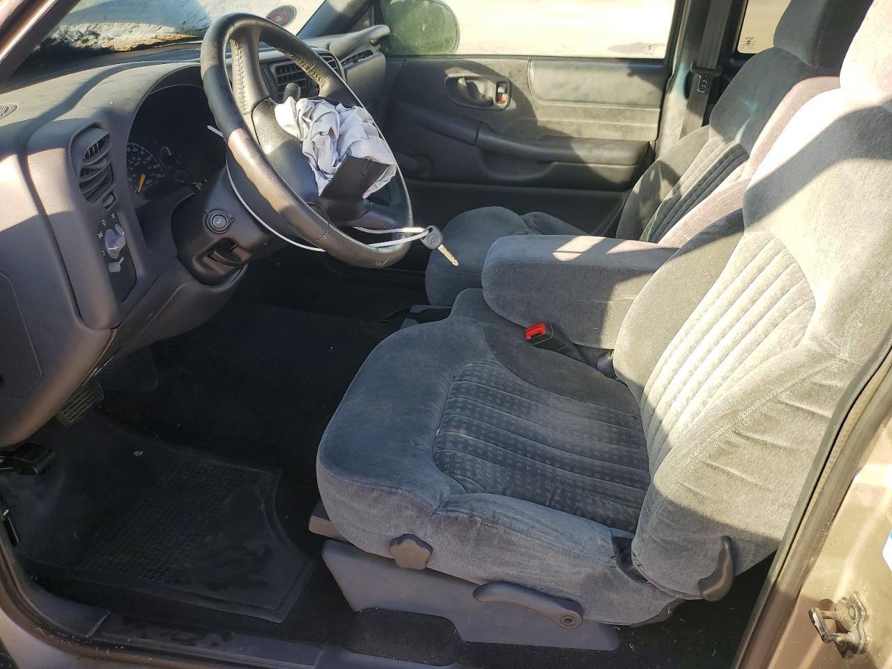 2001 Chev S Truck S10 - Фото 7