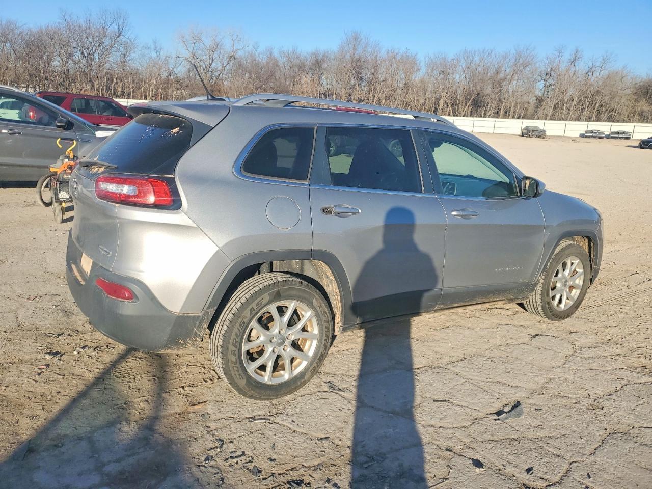 2015 Jeep Cherokee Latitude - Image 3