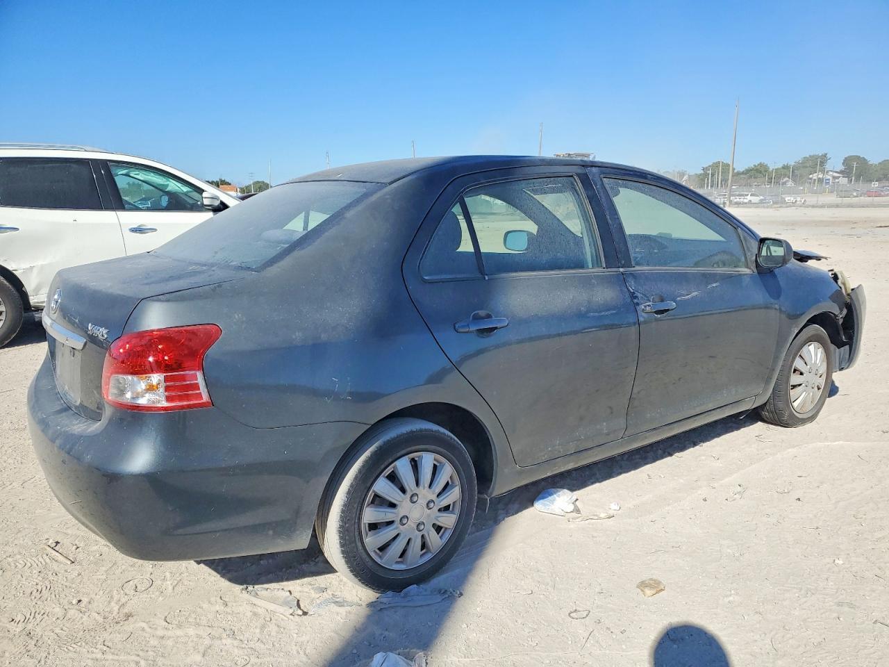 2008 Toyota Yaris - Фото 3