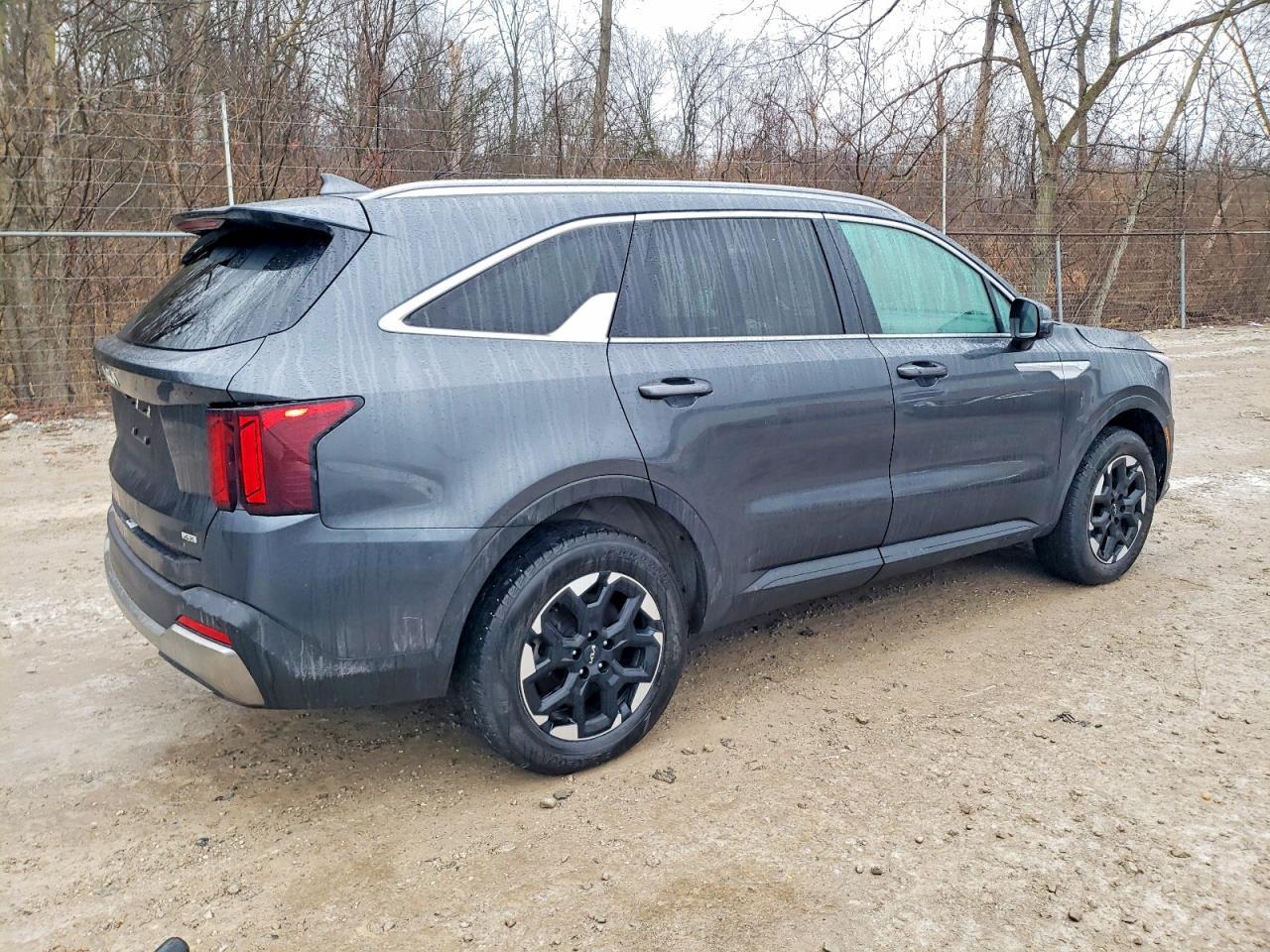 2024 Kia Sorento S - Фото 3