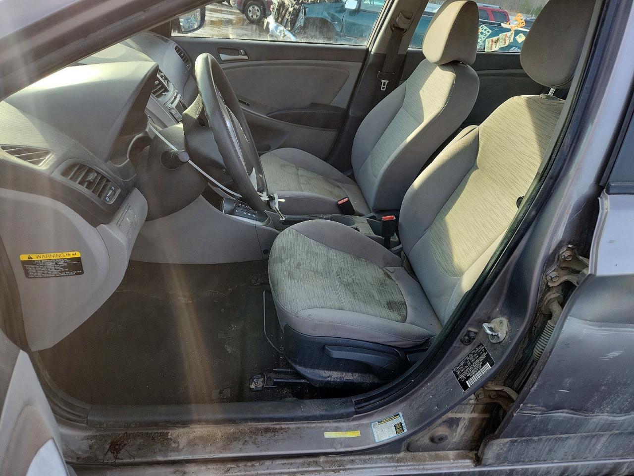2017 Hyundai Accent Se - Фото 7