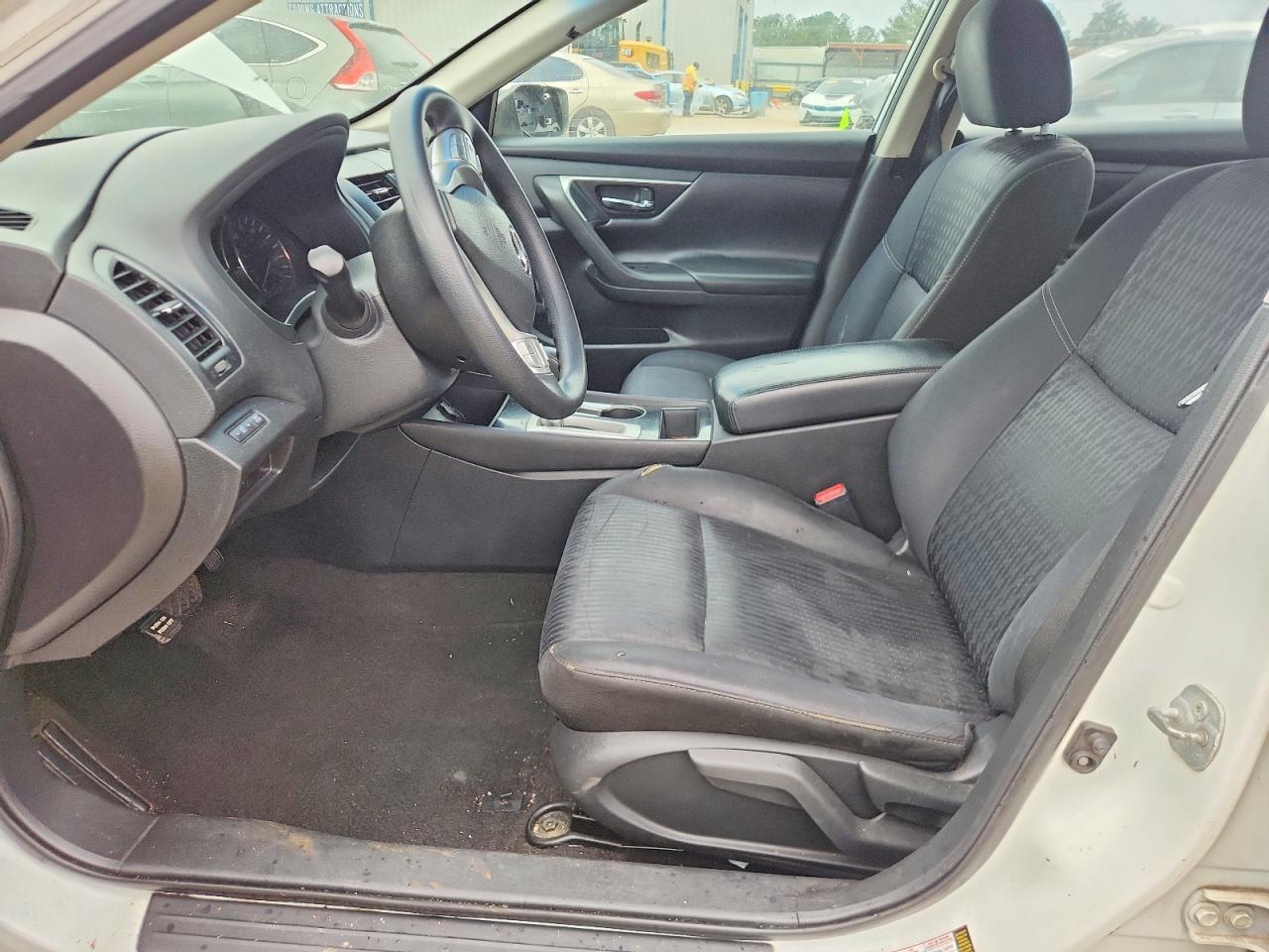 2016 Nissan Altima - Фото 7