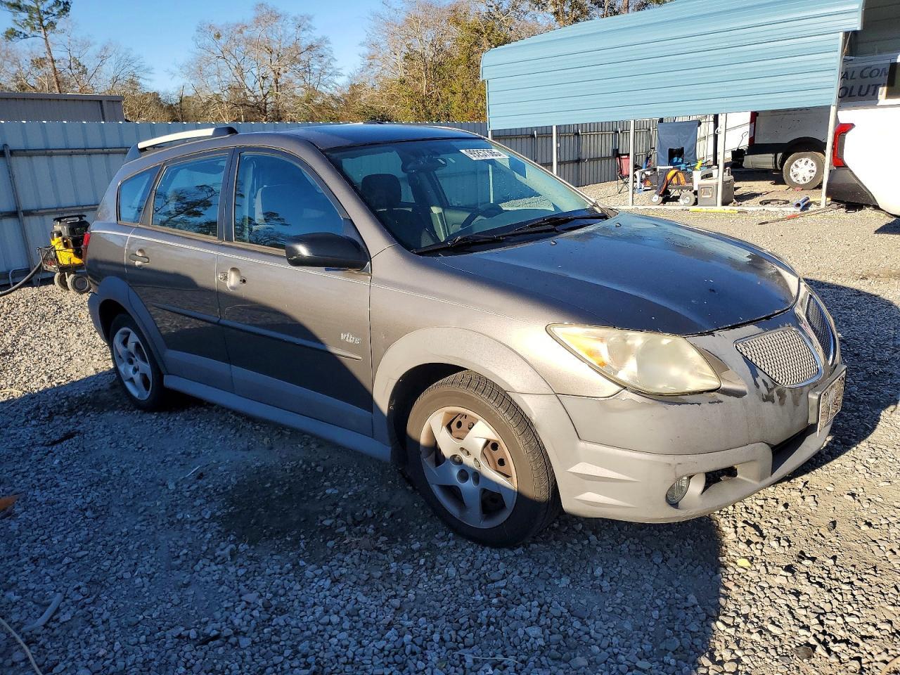 2005 Pontiac Vibe - Image 4