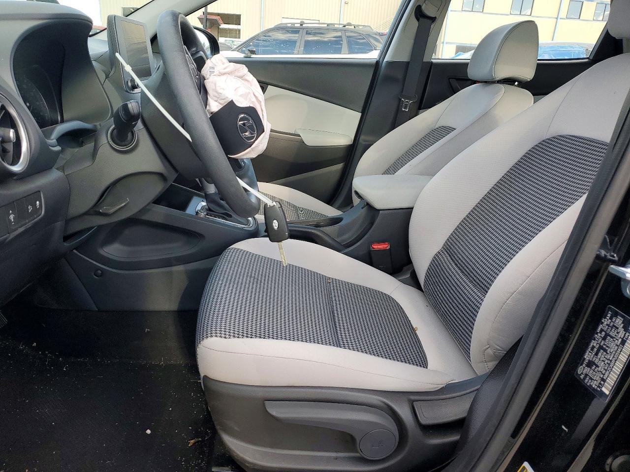 2023 Hyundai Kona Se - Фото 7