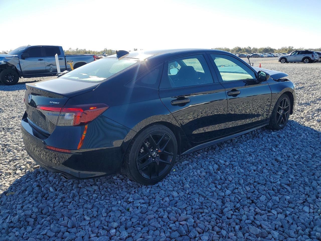 2025 Honda Civic Sport - Фото 3