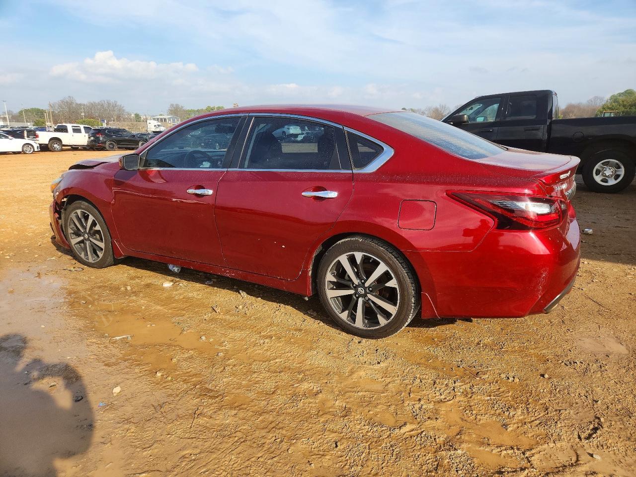 2018 Nissan Altima 2.5 Sr - Image 2