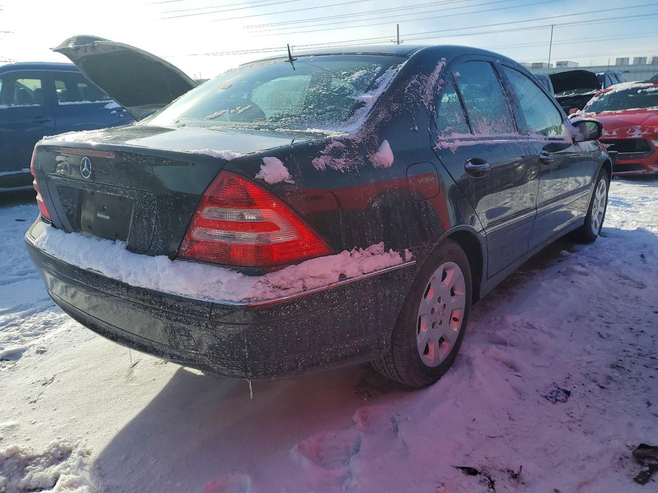 2005 Mercedes Benz C - Image 3