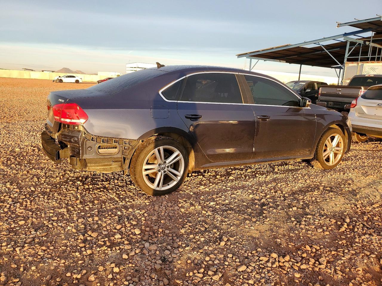 2014 Volkswagen Passat Se - Фото 3