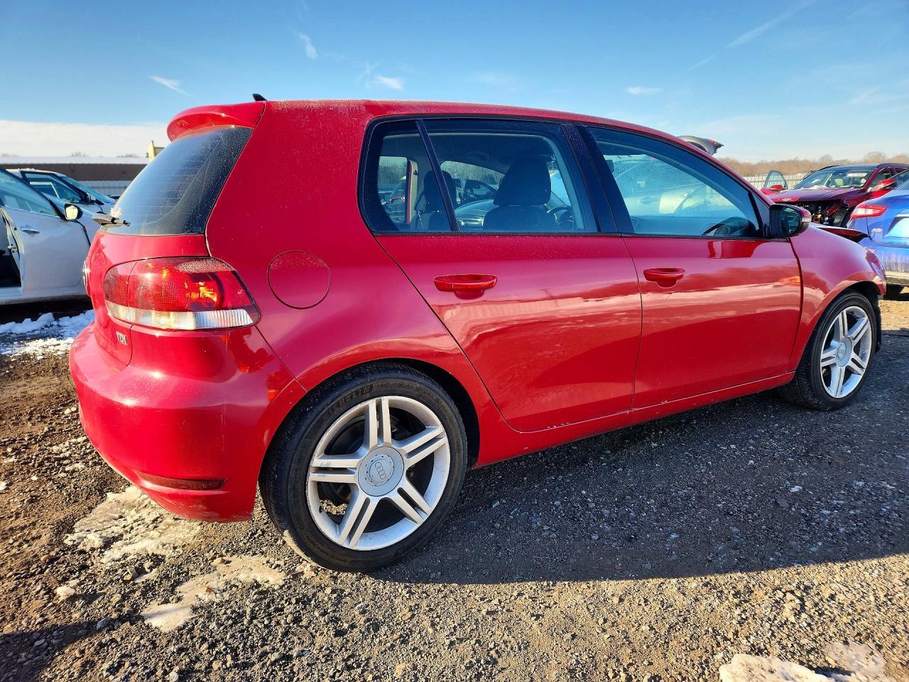 2012 Volkswagen Golf - Фото 3