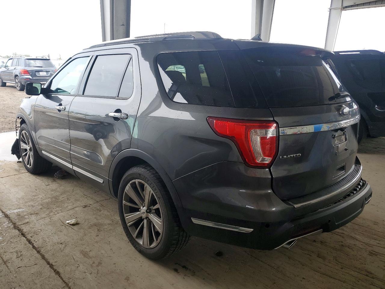 2018 Ford Explorer Limited - Фото 2