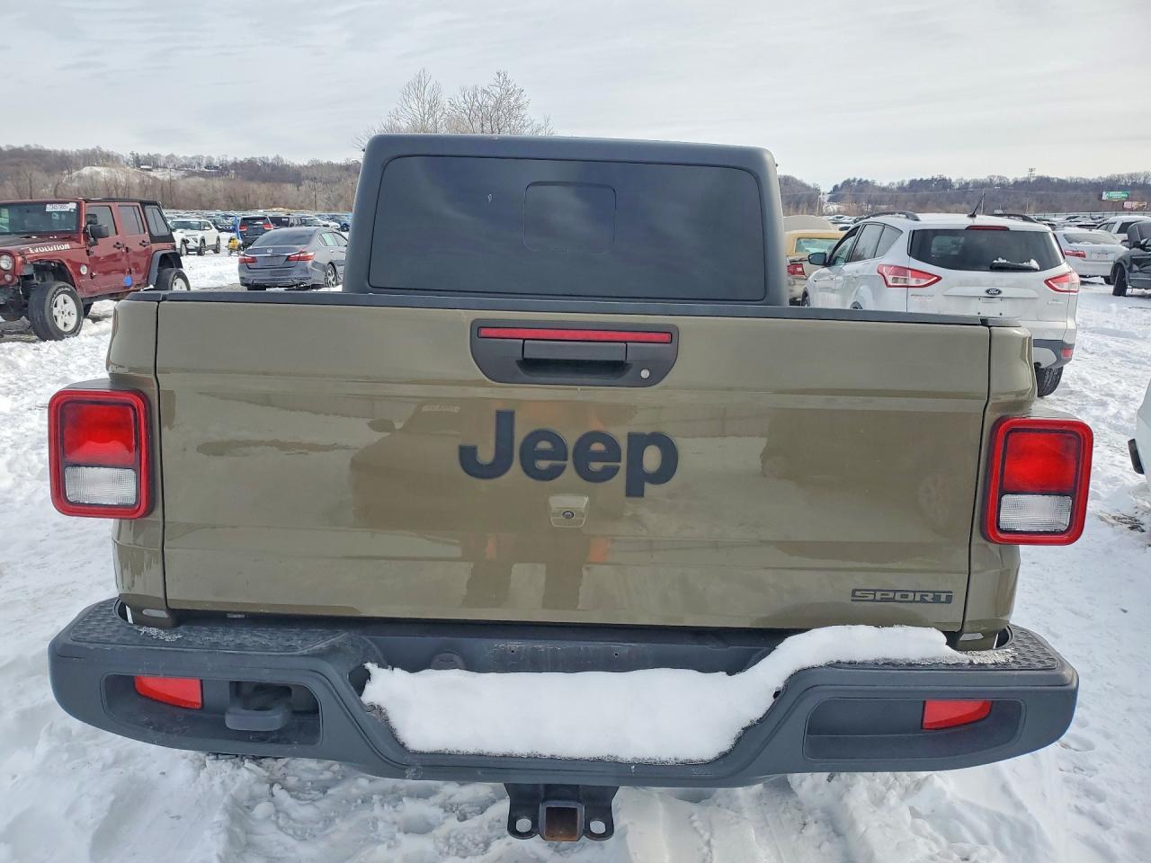 2020 Jeep Gladiator Sport - Фото 6
