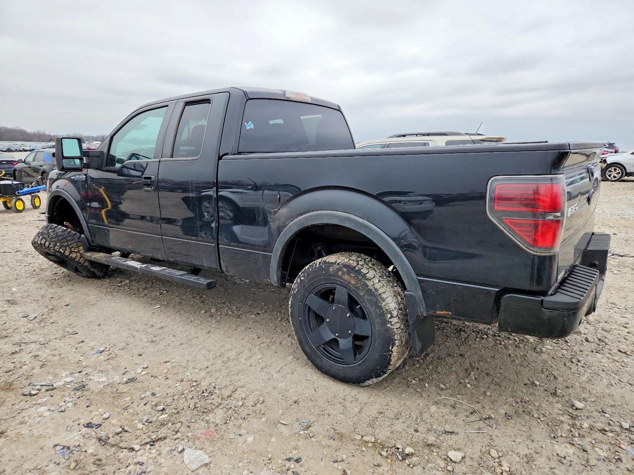 2011 Ford F150 Super Cab - Фото 2