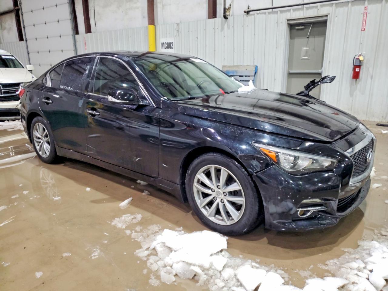 2015 Infiniti Q50 - Фото 4