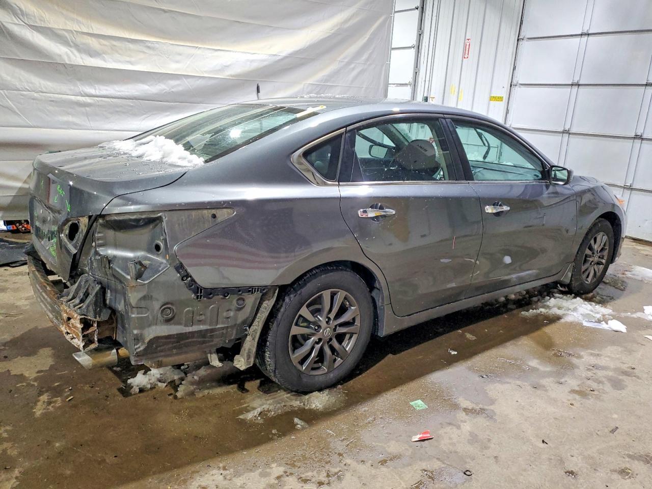 2017 Nissan Altima 2.5 - Image 3