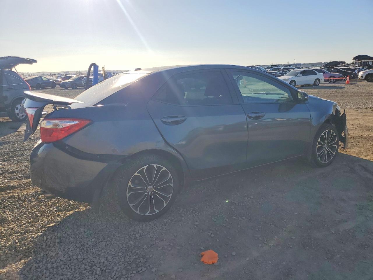 2016 Toyota Corolla L - Фото 3