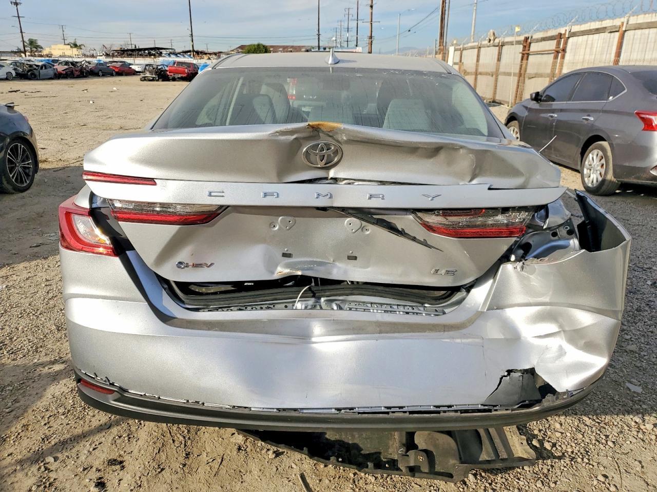 2025 Toyota Camry Xse - Фото 6