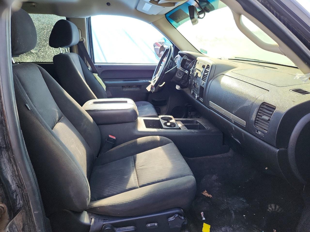 2010 Chevrolet Silverado K1500 Lt - Image 7