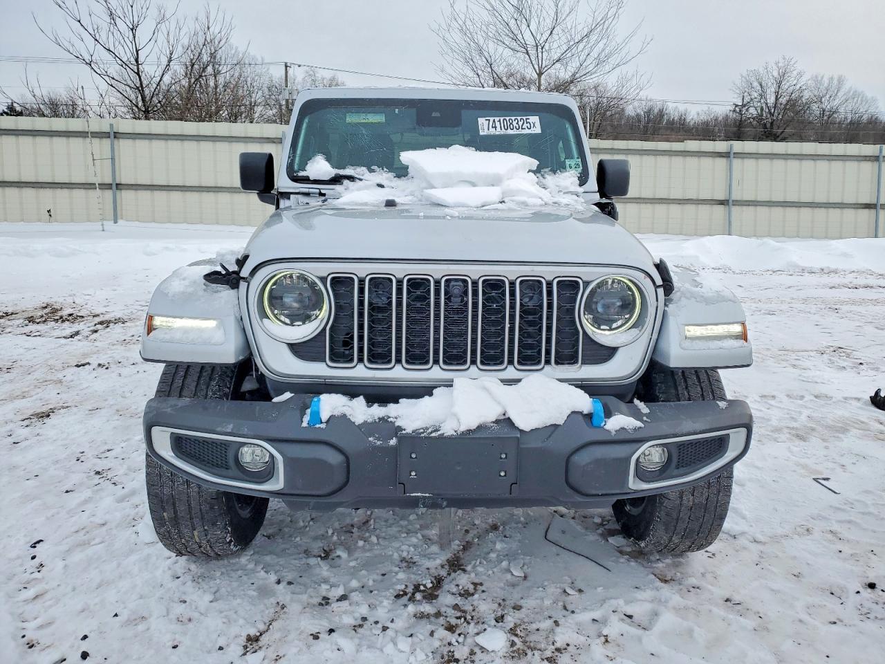 2024 Jeep Wrangler Sahara 4Xe - Image 5