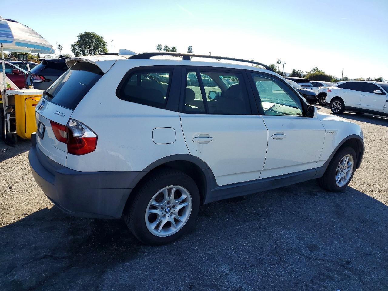2005 BMW X3 2.5I - Image 3
