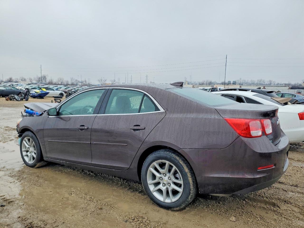 2015 Chevrolet Malibu 1Lt - Image 2