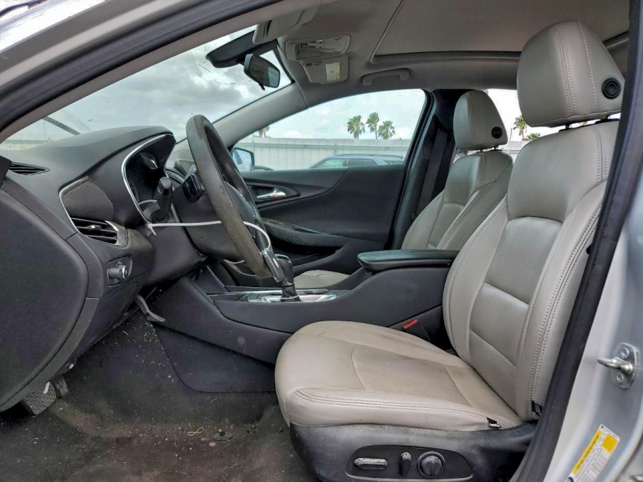 2020 Chevrolet Malibu Lt - Image 5