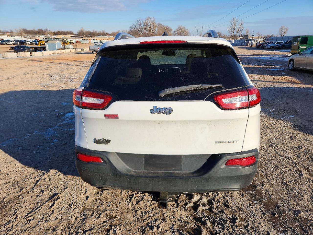2015 Jeep Cherokee Sport - Фото 6