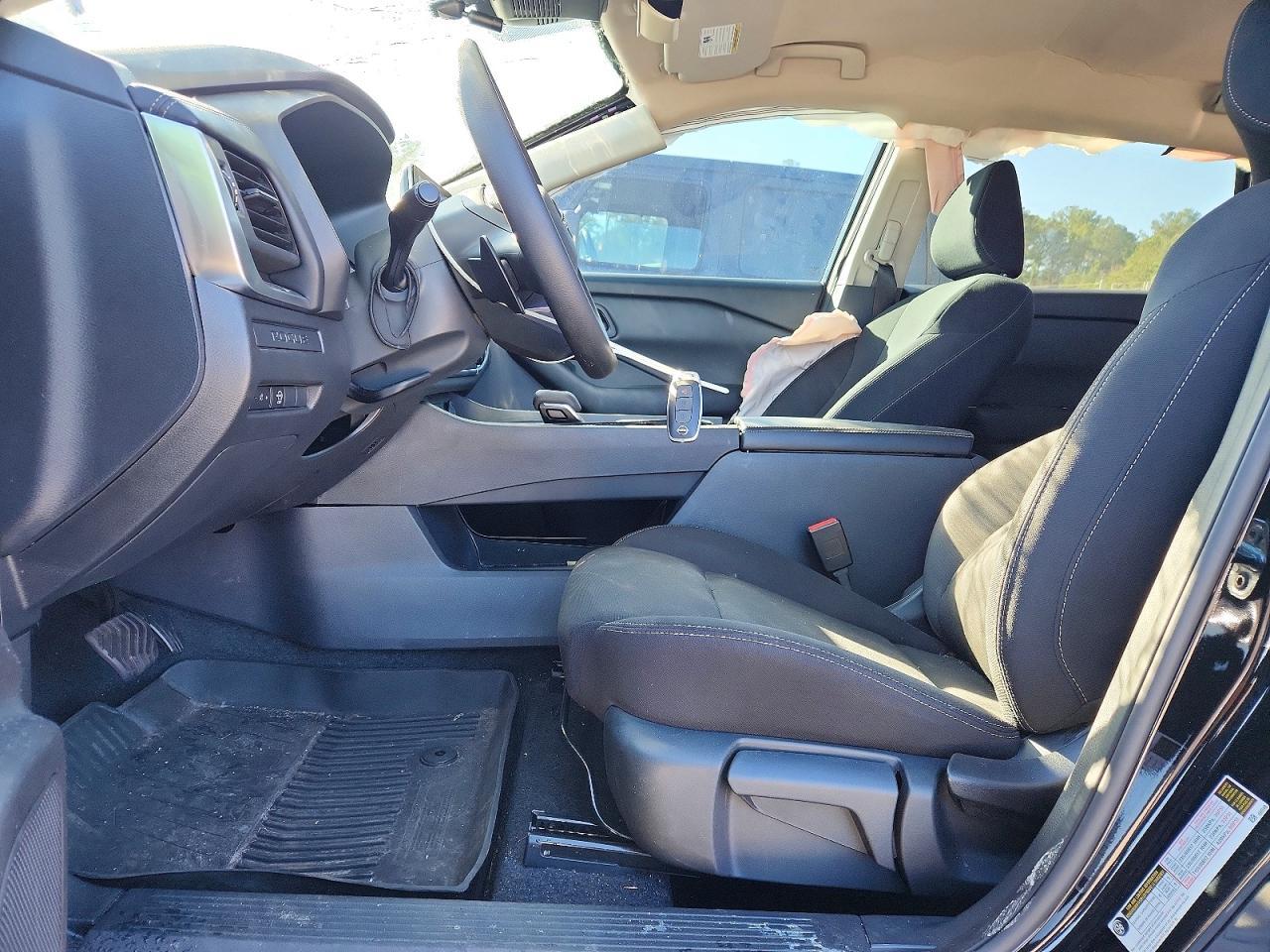 2025 Nissan Rogue S - Фото 7