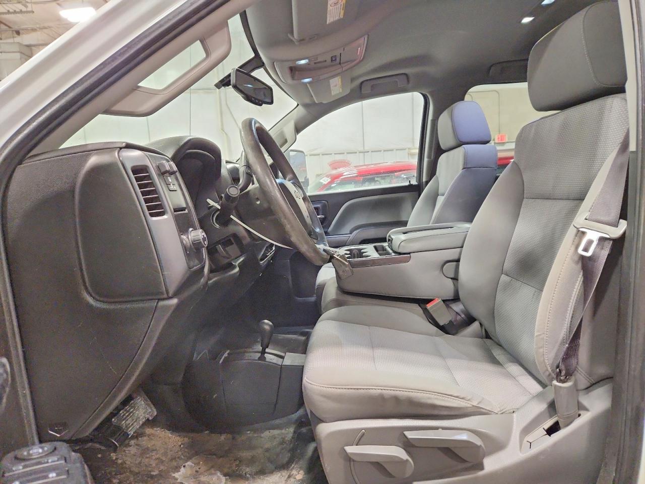 2017 Chevrolet Silverado K2500 Heavy Duty - Image 7