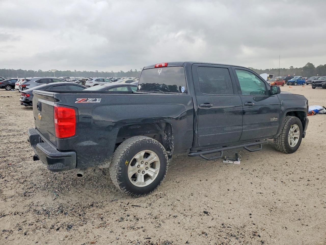 2017 Chevrolet Silverado K1500 Lt - Фото 3