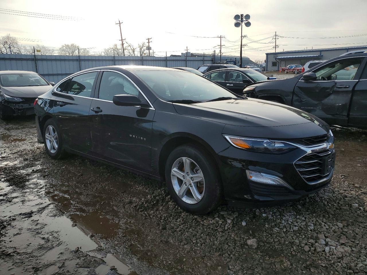2024 Chevrolet Malibu Ls - Image 4