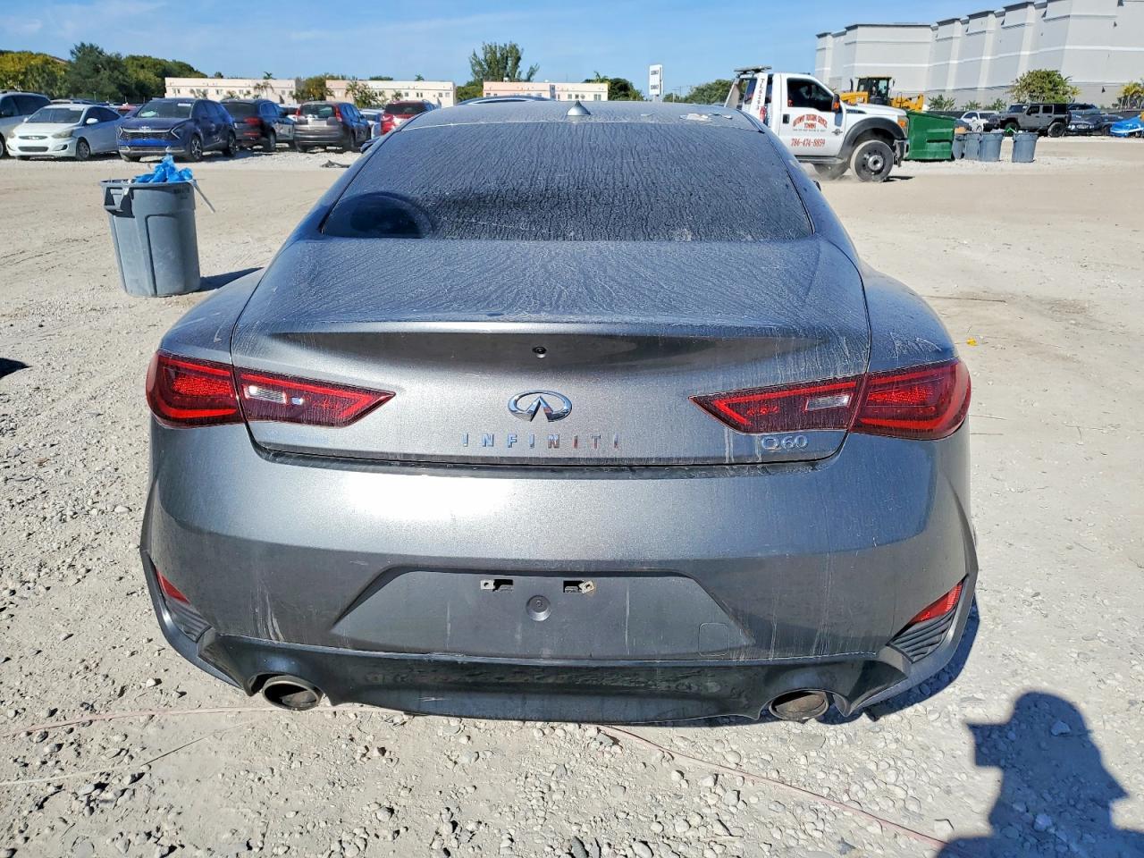 2017 Infiniti Q60 Base - Фото 6