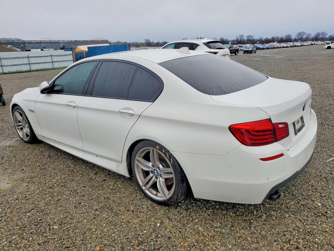 2016 BMW 535 I - Фото 2