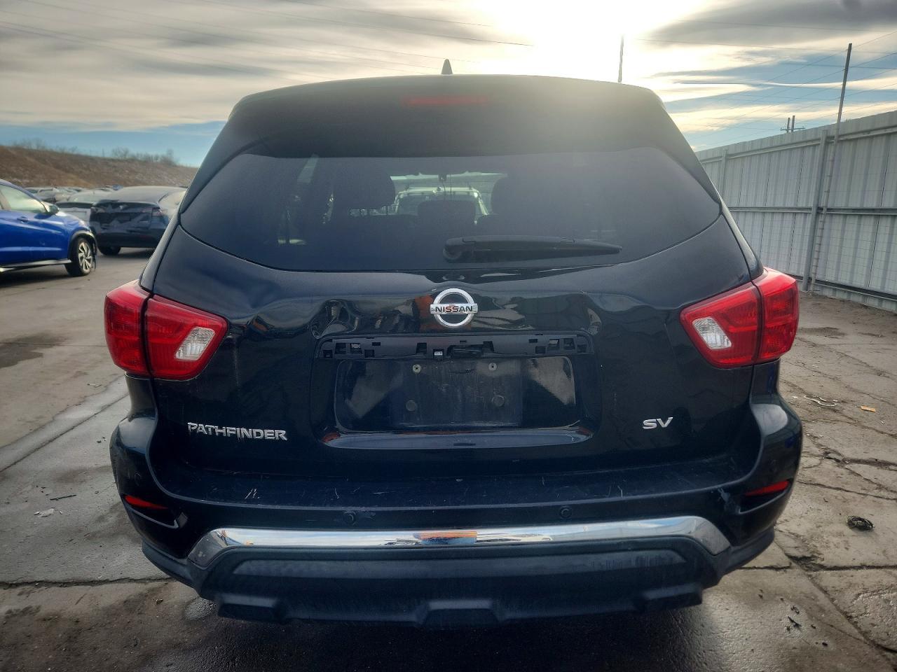 2020 Nissan Pathfinder Sv - Фото 6