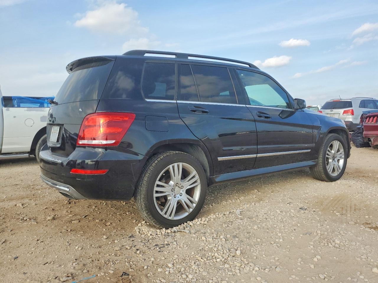 2014 Mercedes-Benz Glk 350 - Image 3