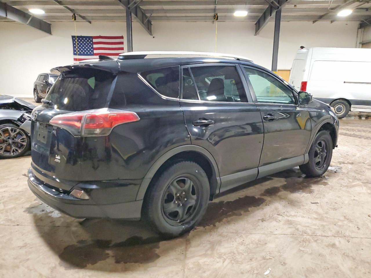 2016 Toyota Rav4 Le - Фото 3