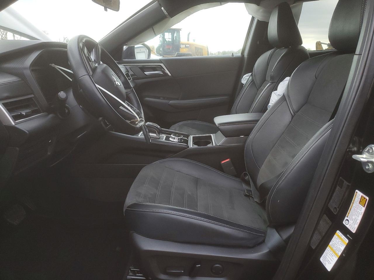 2024 Mitsubishi Outlander Se - Image 7