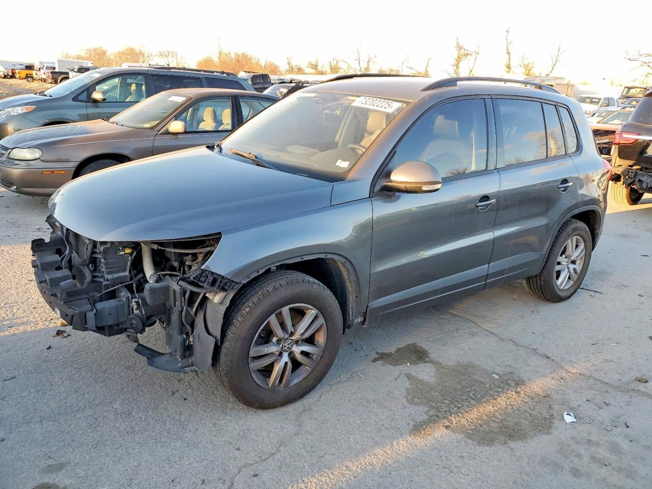 2016 Volkswagen Tiguan S
