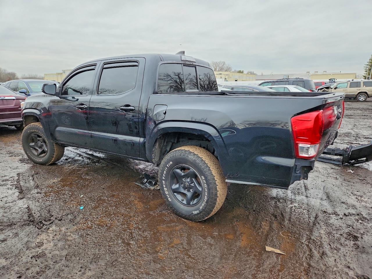 2016 Toyota Tacoma Double Cab - Фото 2