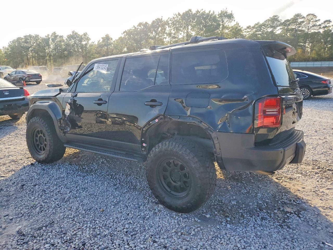 2025 Toyota Land Cruiser Base - Фото 2