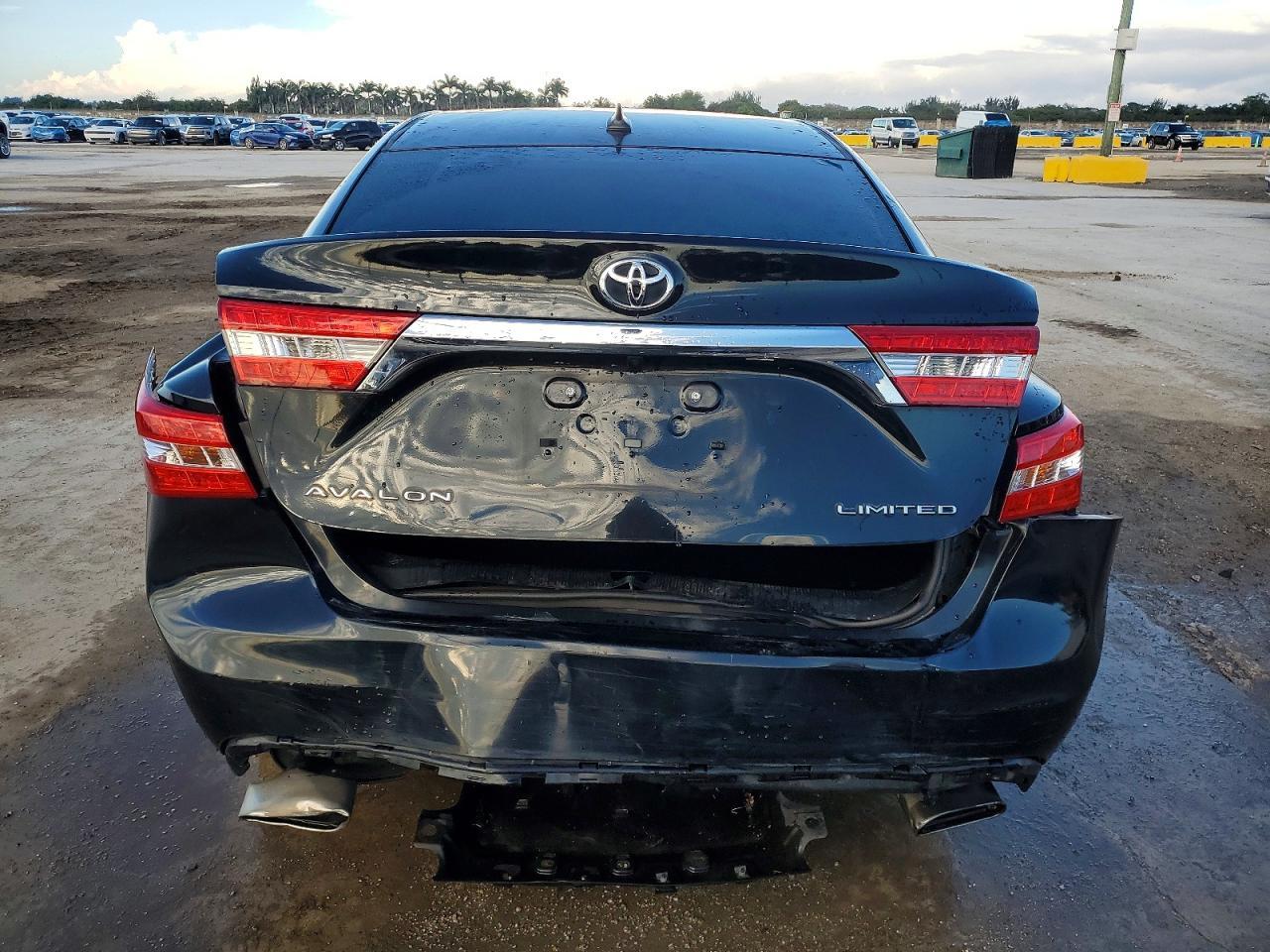 2015 Toyota Avalon - Фото 6