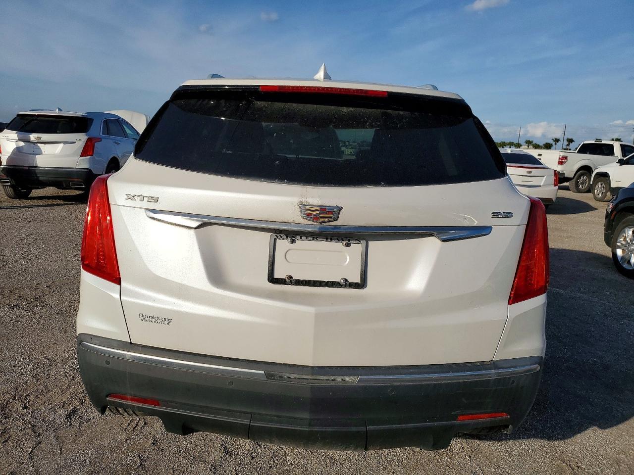 2018 Cadillac Xt5 Luxury - Image 6