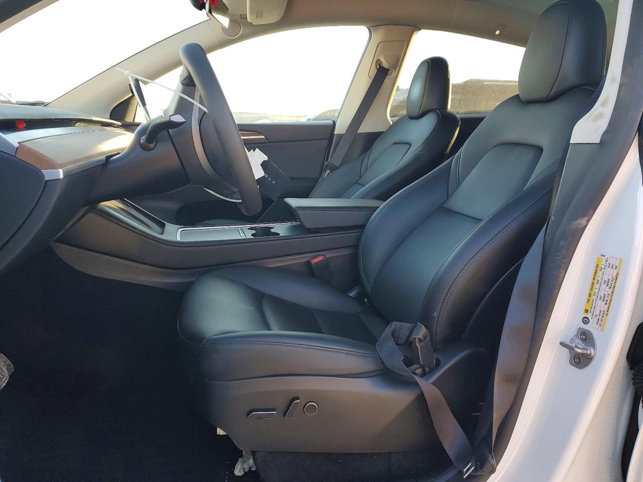 2023 Tesla Model Y - Фото 7