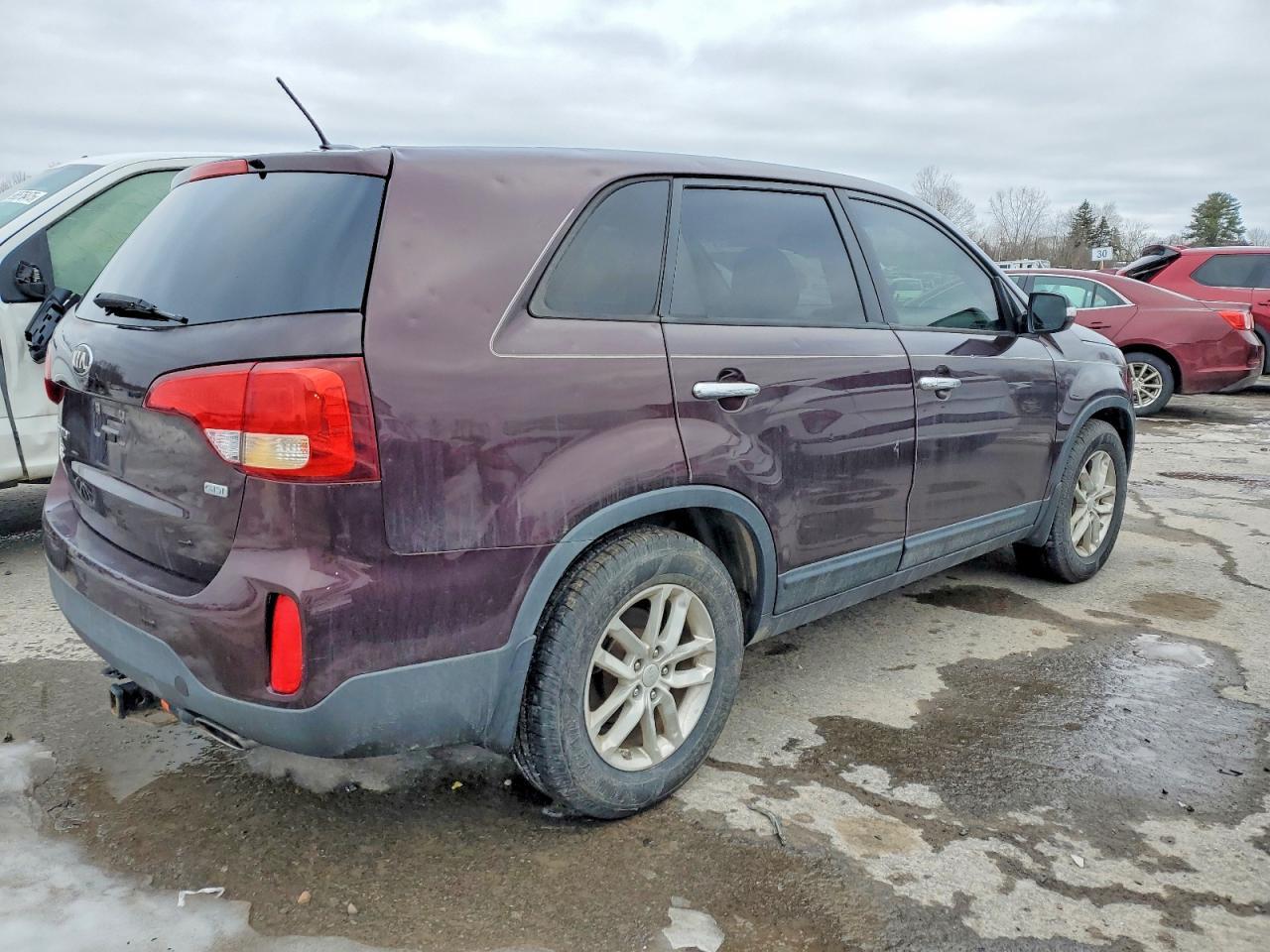 2015 Kia Sorento Lx - Image 3