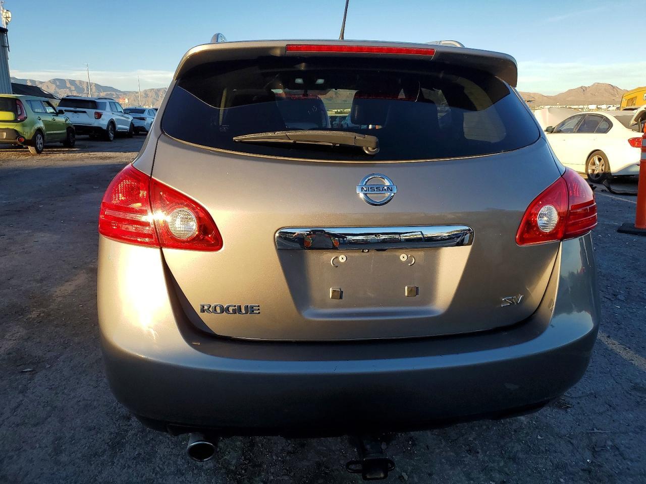 2012 Nissan Rogue S - Фото 6
